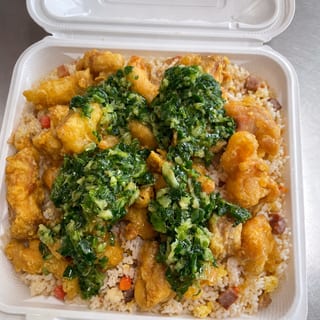 Fried Ginger chicken on fried rice(online exclusive)