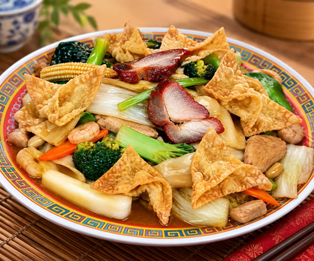 炸吞面 154.Crispy Won Ton Mein.