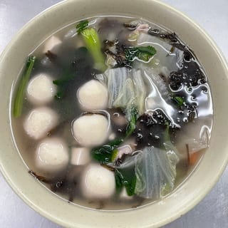 紫菜湯 9.Seaweed tofu with fish ball Soup
