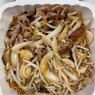 三丝炒面 144.Sam See Chow Mein